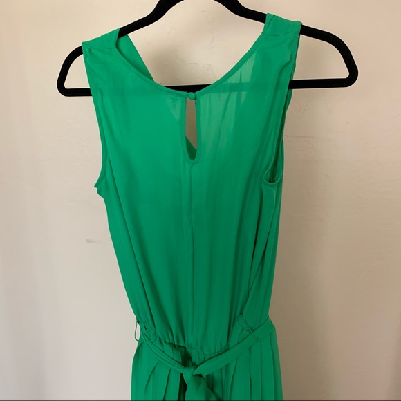 Banana Republic Green Cowl Neck Pleated with Tie - Picture 5 of 5